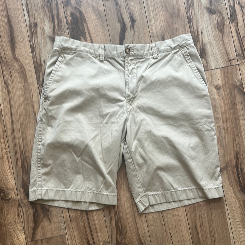 Tommy Hilfiger Chino Shorts Size
